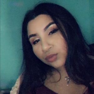 Meet your Posher, Ninaa